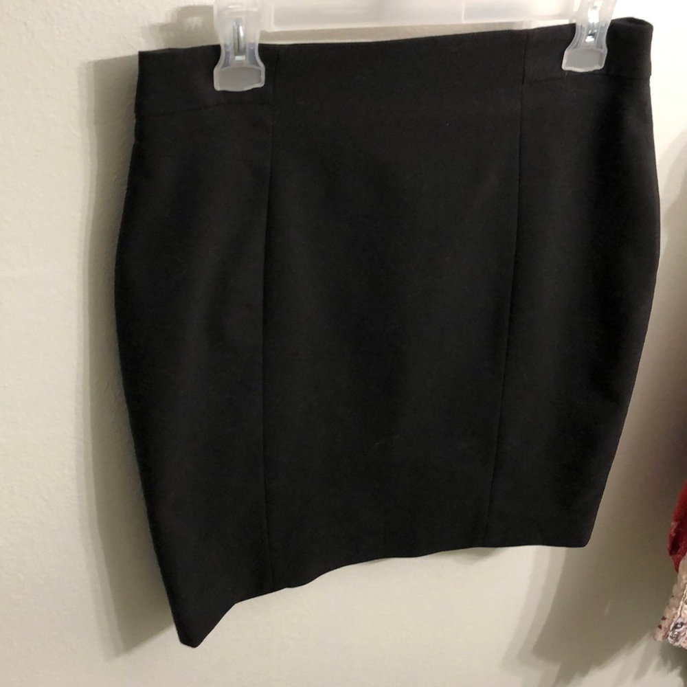 Black pencil skirt